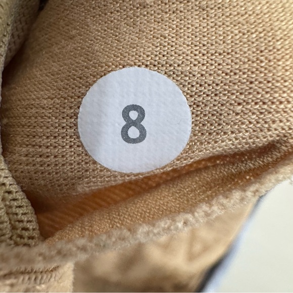 Lululemon Power Y Tank White Coal Tinted Canvas Super Women's 8 Workout Athletic - Picture 11 of 13